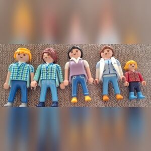 1992 Lot Of 5 Playmobil Figures. Please See Pics For Wear